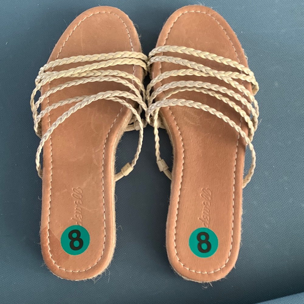 NWT Madewell ladies strappy sandals
